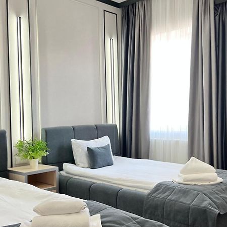 קראקול Caravan Hotel מראה חיצוני תמונה