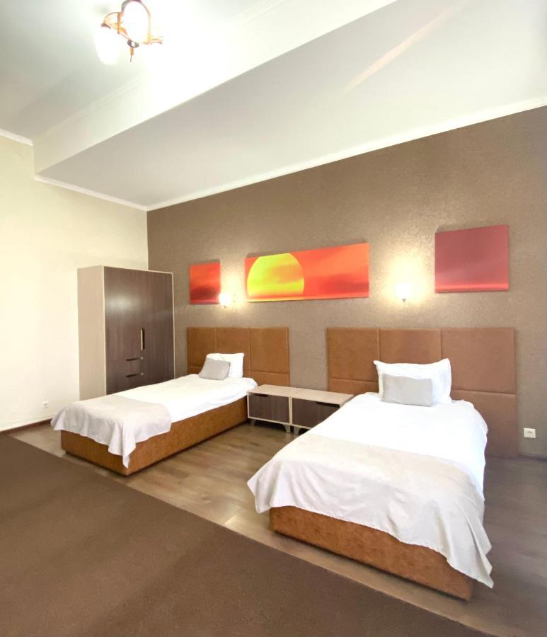 קראקול Caravan Hotel מראה חיצוני תמונה