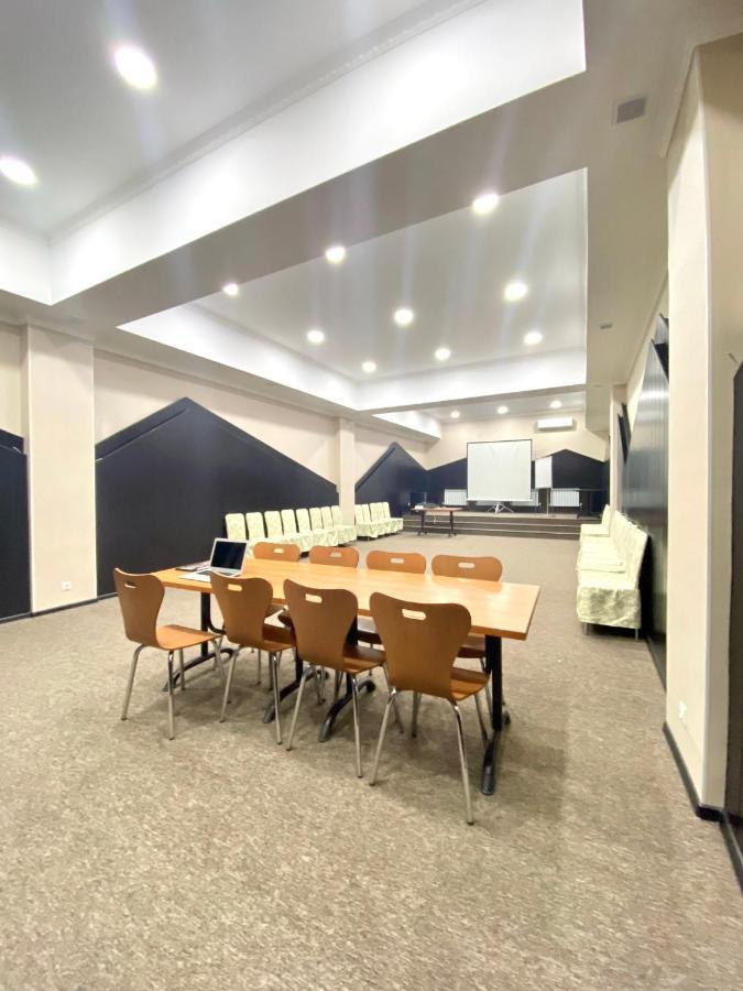 קראקול Caravan Hotel מראה חיצוני תמונה