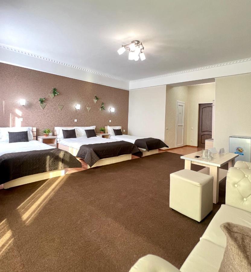 קראקול Caravan Hotel מראה חיצוני תמונה